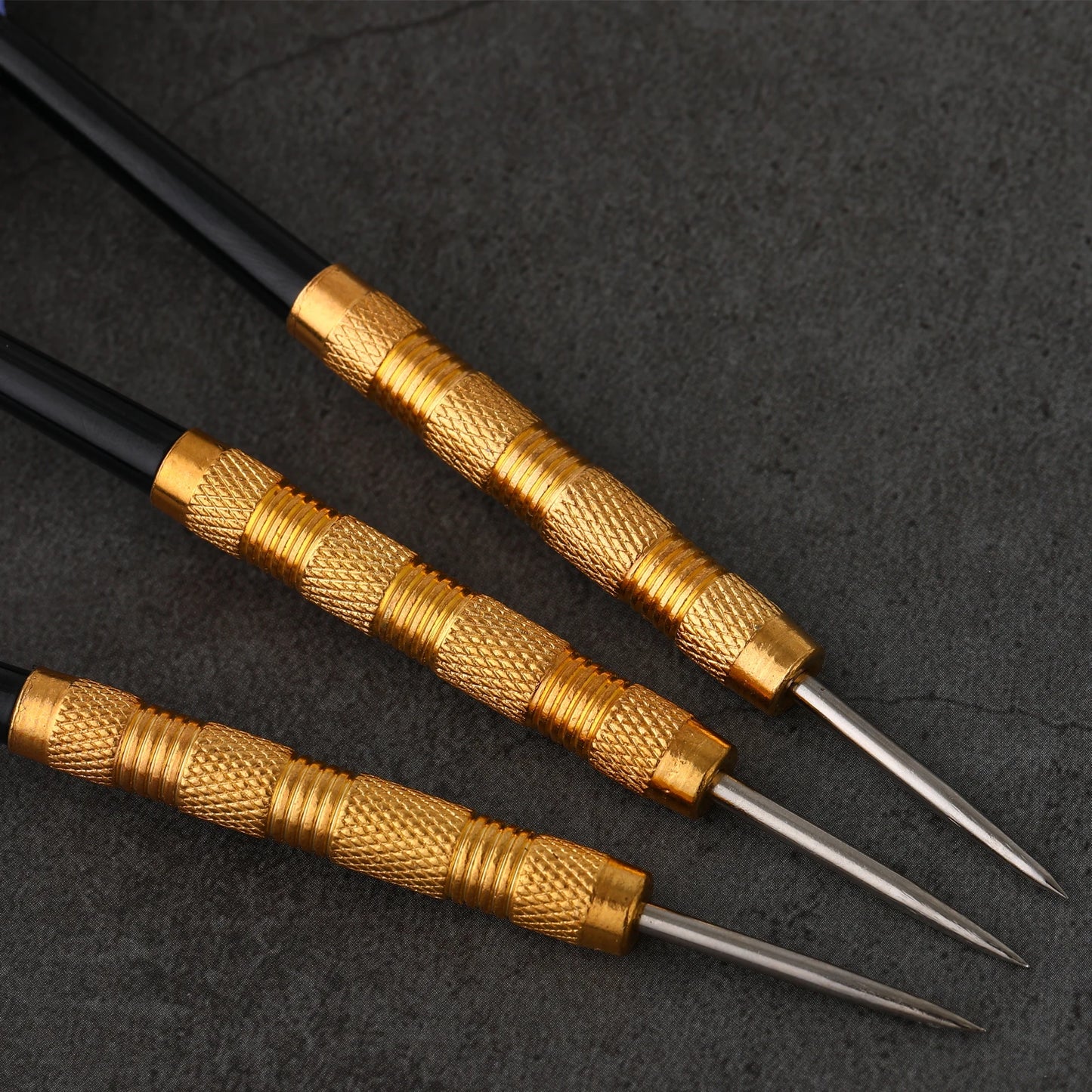 Huanqu 18-Piece Iron Dart Set, Complete Set with 36 Dart Wings and 36 Dart Shafts, Large Quantity of Products, Suit - Image 5